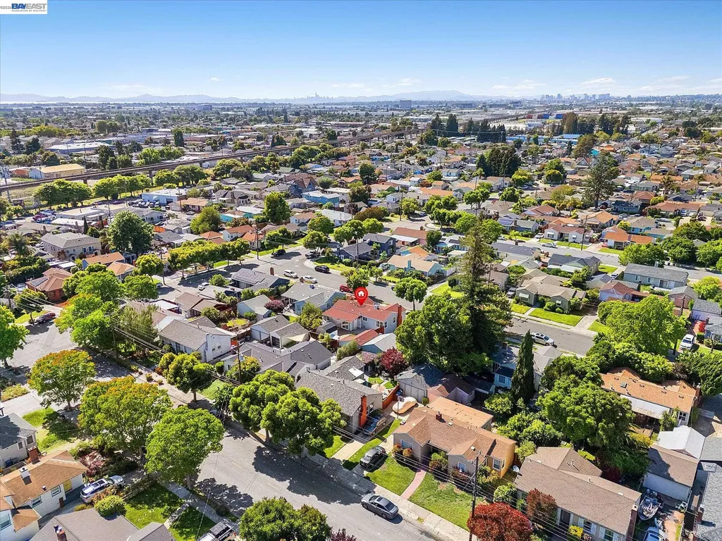 381 Lexington Avenue San Leandro CA 94577