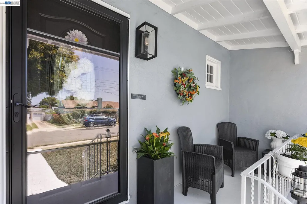 381 Lexington Avenue San Leandro CA 94577