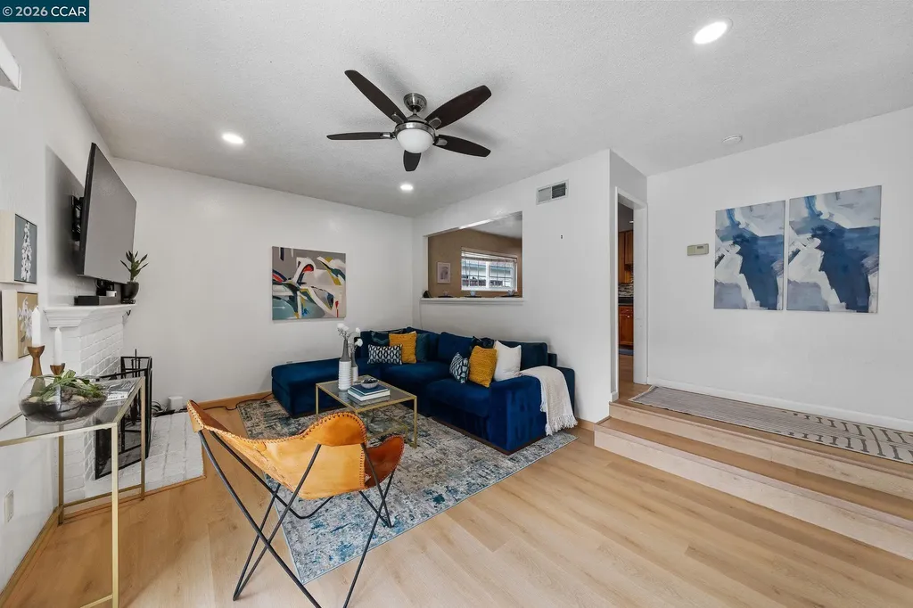 1948 Rainier Drive Martinez CA 94553