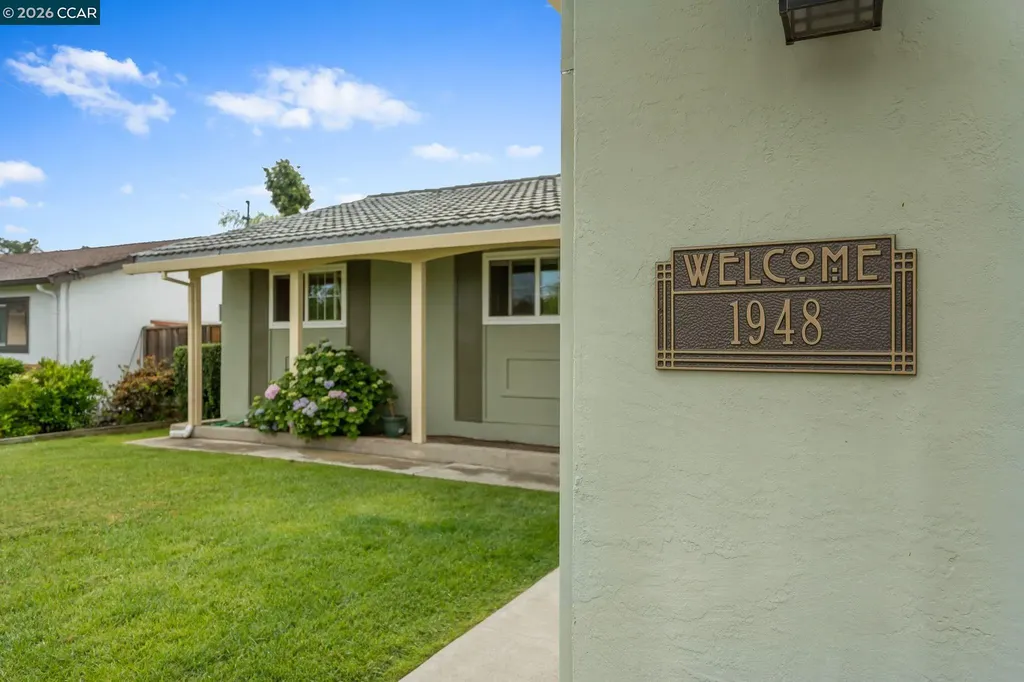 1948 Rainier Drive Martinez CA 94553