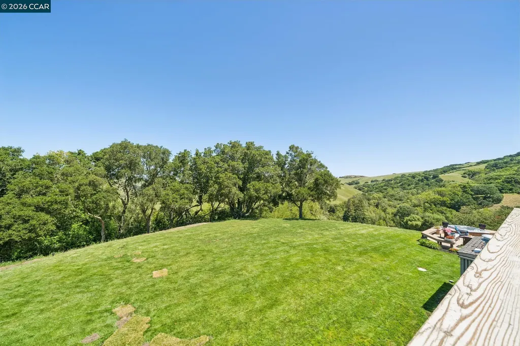 1933 Joseph Drive Moraga CA 94556