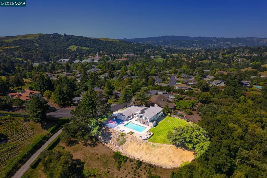 1933 Joseph Drive Moraga CA 94556