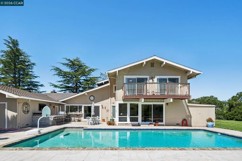 1933 Joseph Drive Moraga CA 94556
