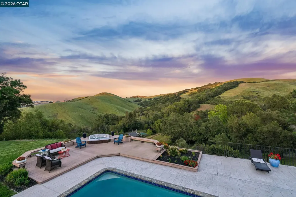 1933 Joseph Drive Moraga CA 94556