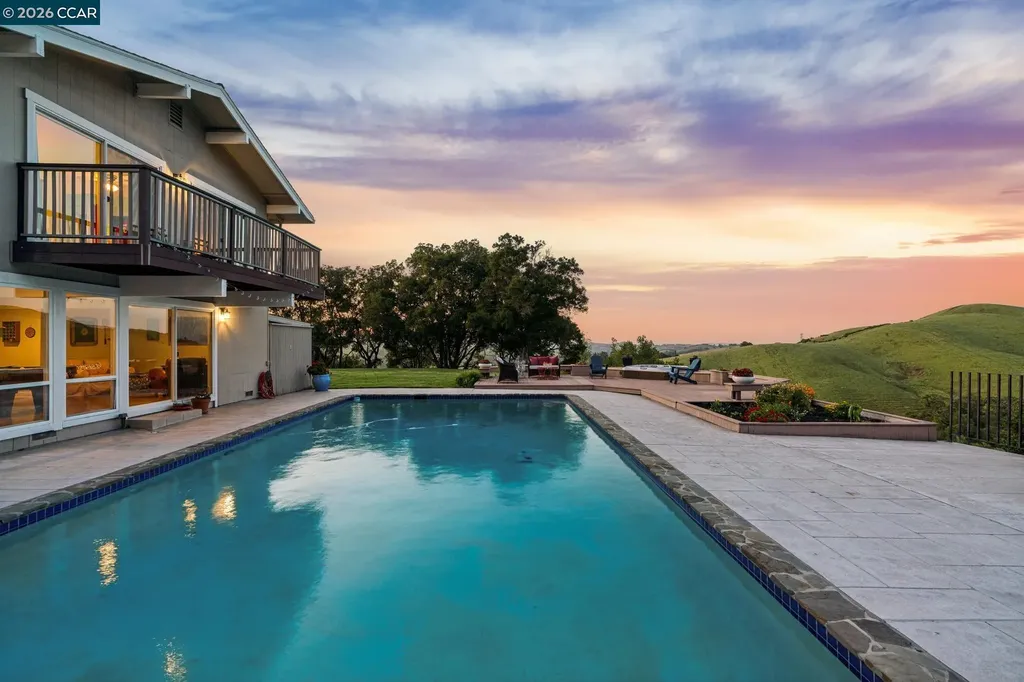 1933 Joseph Drive Moraga CA 94556