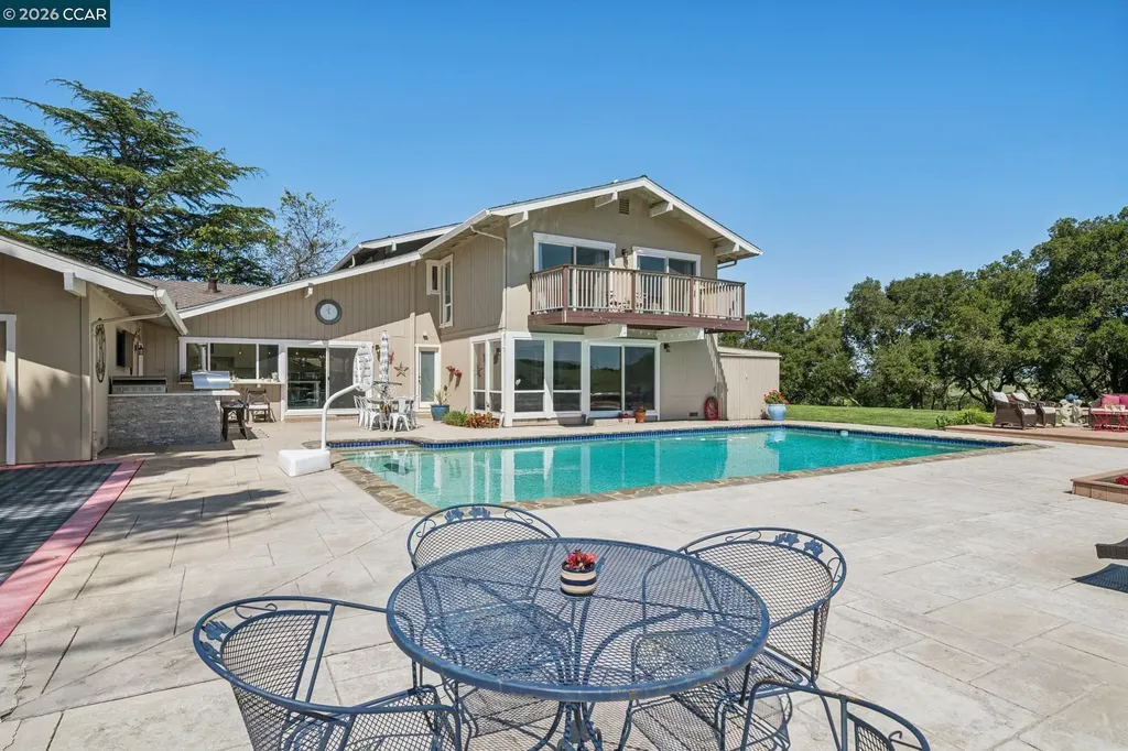 1933 Joseph Drive Moraga CA 94556