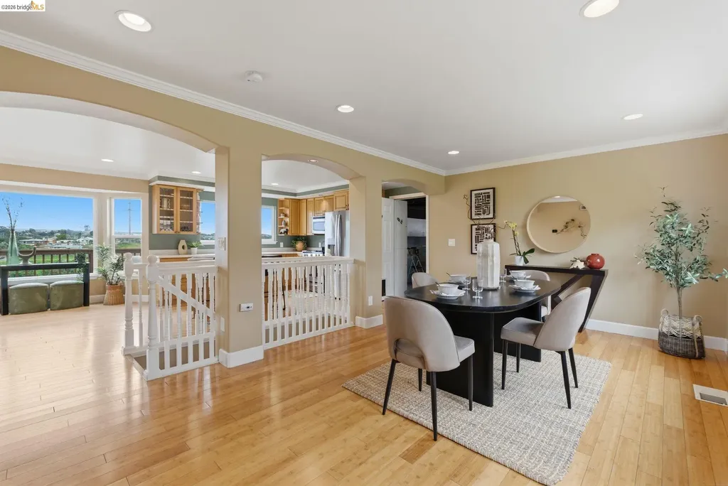 147 Acacia Way Vallejo CA 94591