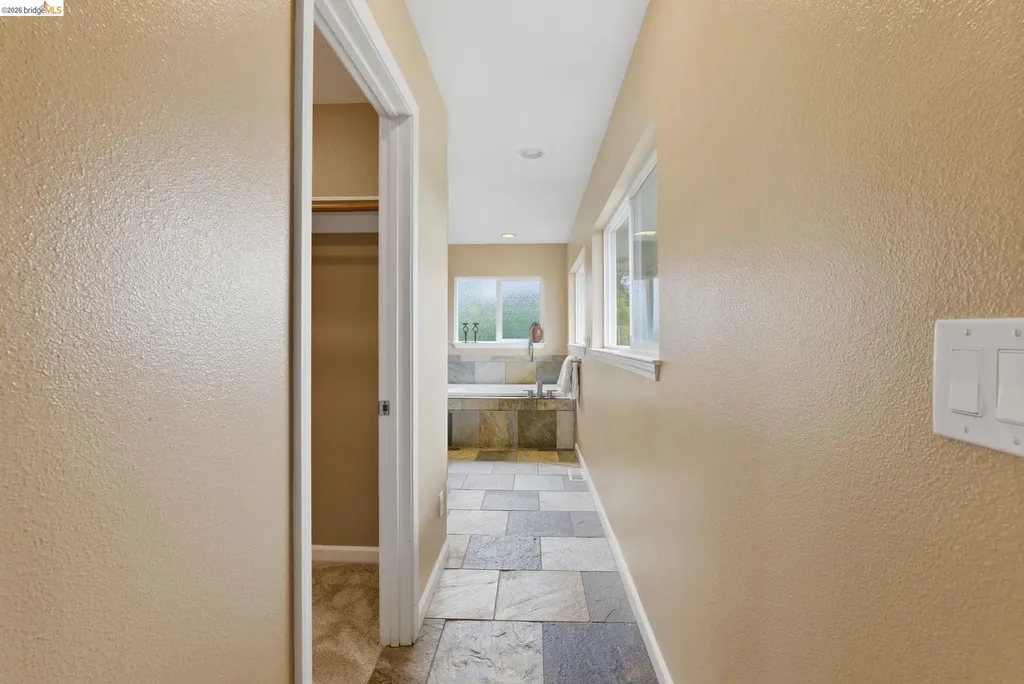 147 Acacia Way Vallejo CA 94591
