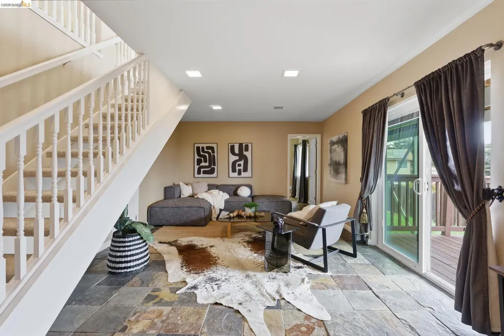 147 Acacia Way Vallejo CA 94591