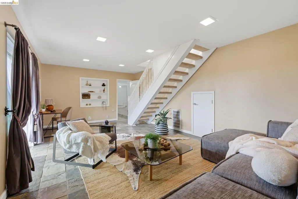 147 Acacia Way Vallejo CA 94591