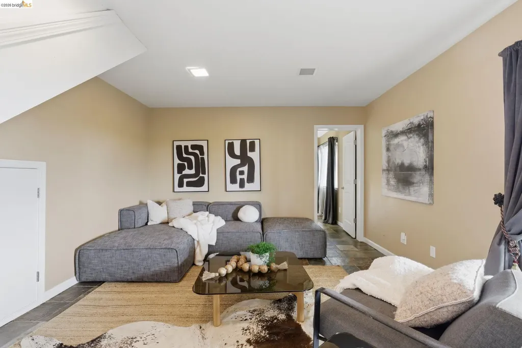 147 Acacia Way Vallejo CA 94591
