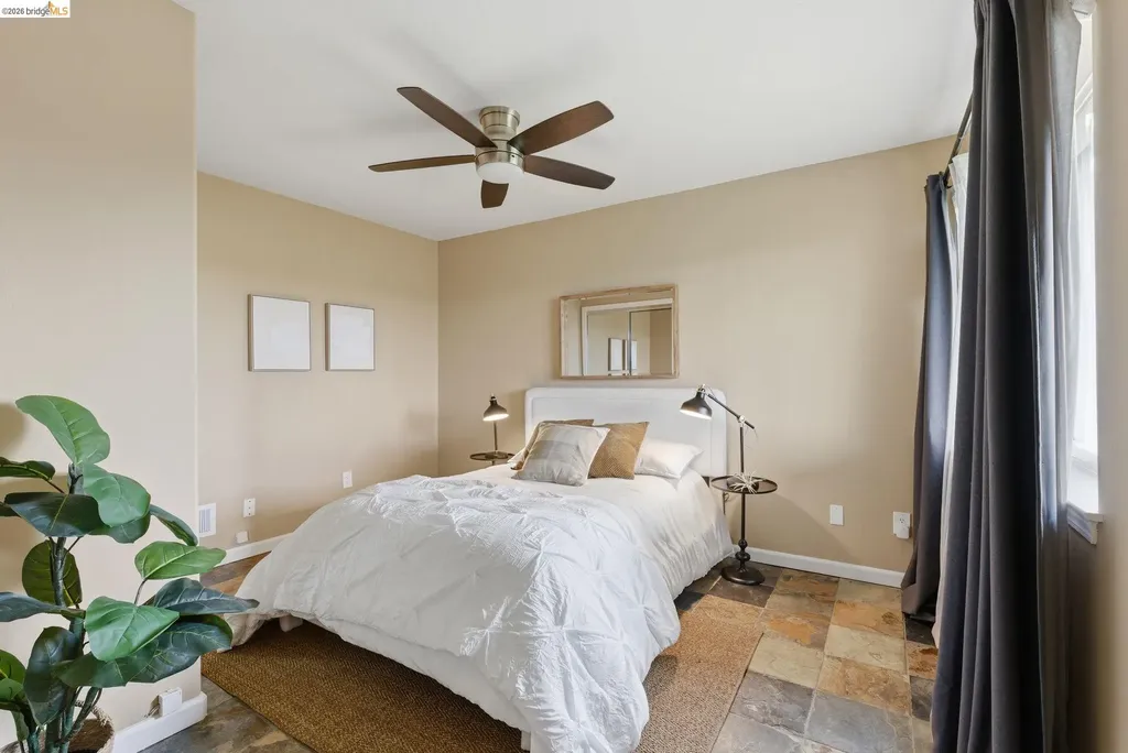 147 Acacia Way Vallejo CA 94591