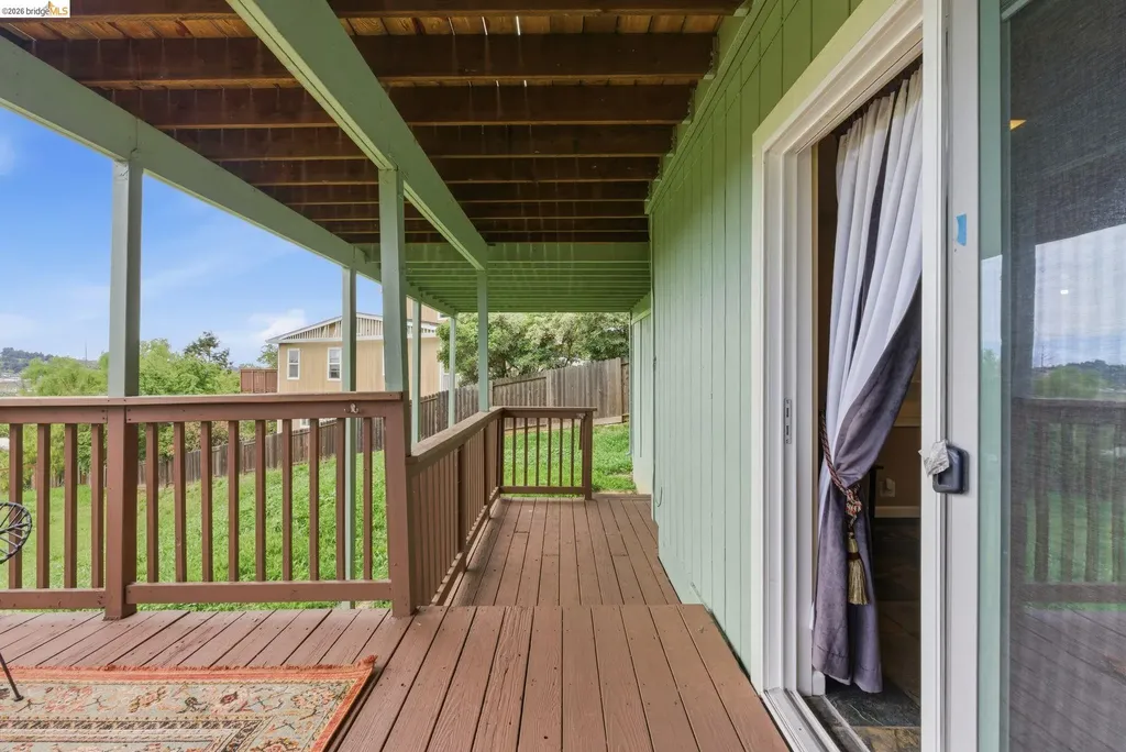 147 Acacia Way Vallejo CA 94591