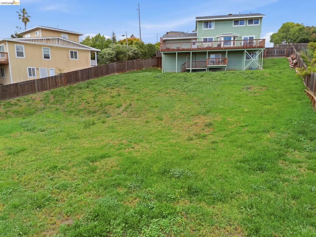 147 Acacia Way Vallejo CA 94591