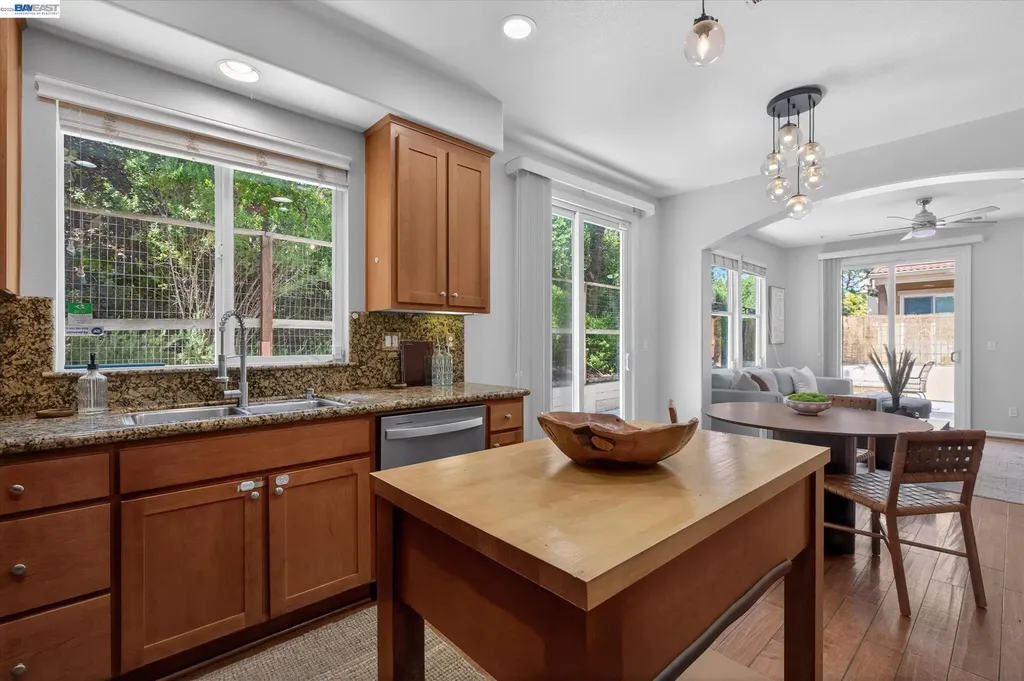 5880 Hillbrook Place Dublin CA 94568