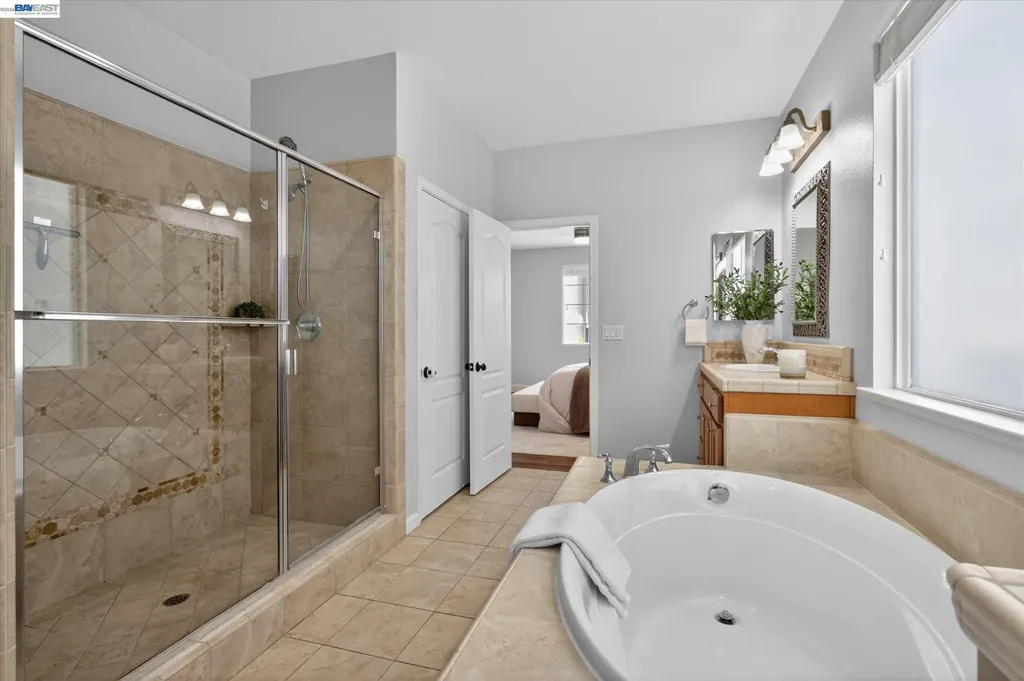 5880 Hillbrook Place Dublin CA 94568