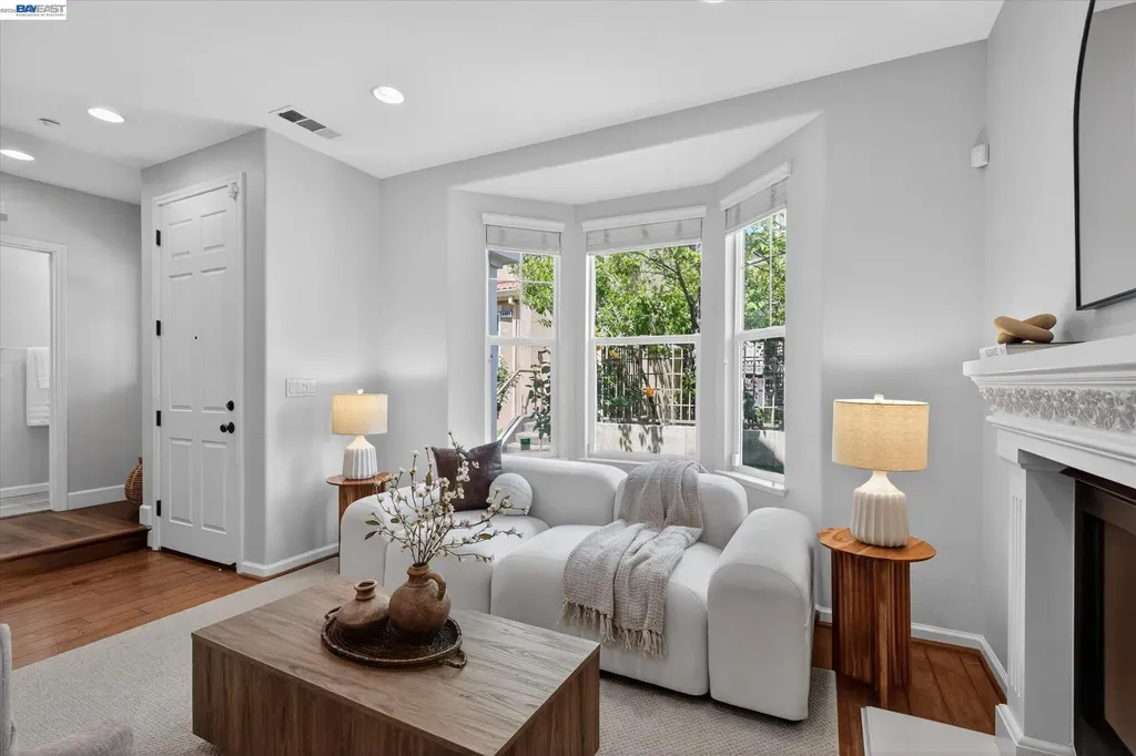 5880 Hillbrook Place Dublin CA 94568