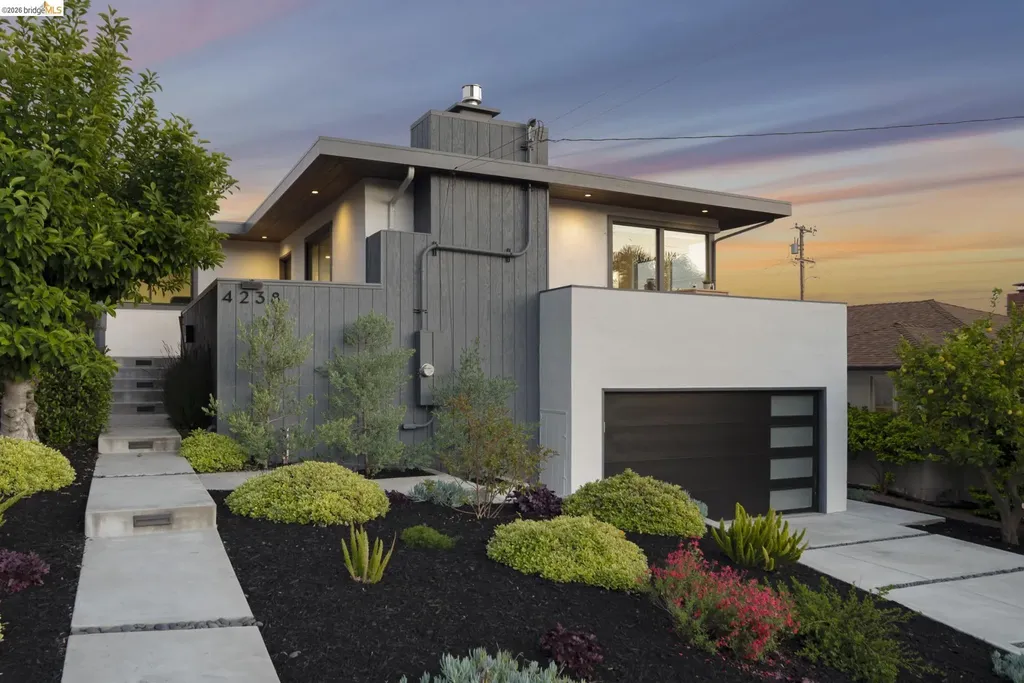 4238 Laguna Avenue Oakland CA 94602
