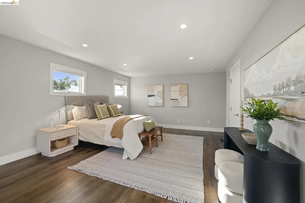 4238 Laguna Avenue Oakland CA 94602