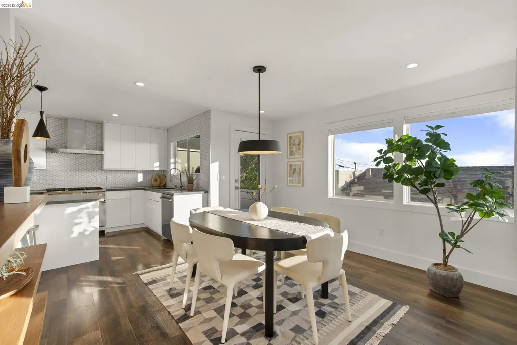 4238 Laguna Avenue Oakland CA 94602