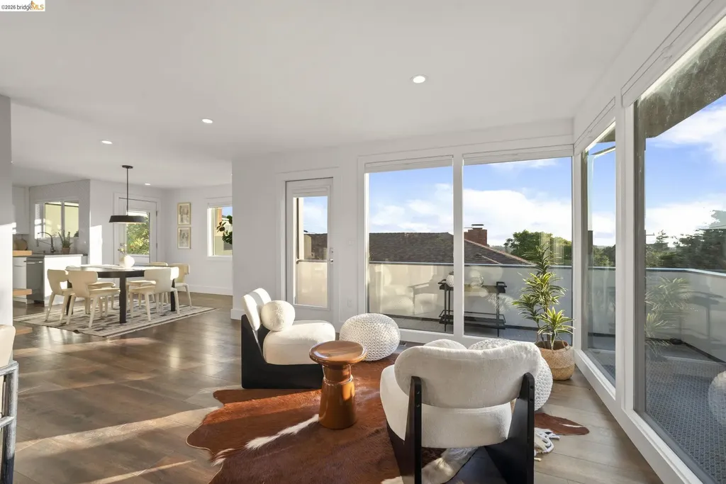 4238 Laguna Avenue Oakland CA 94602