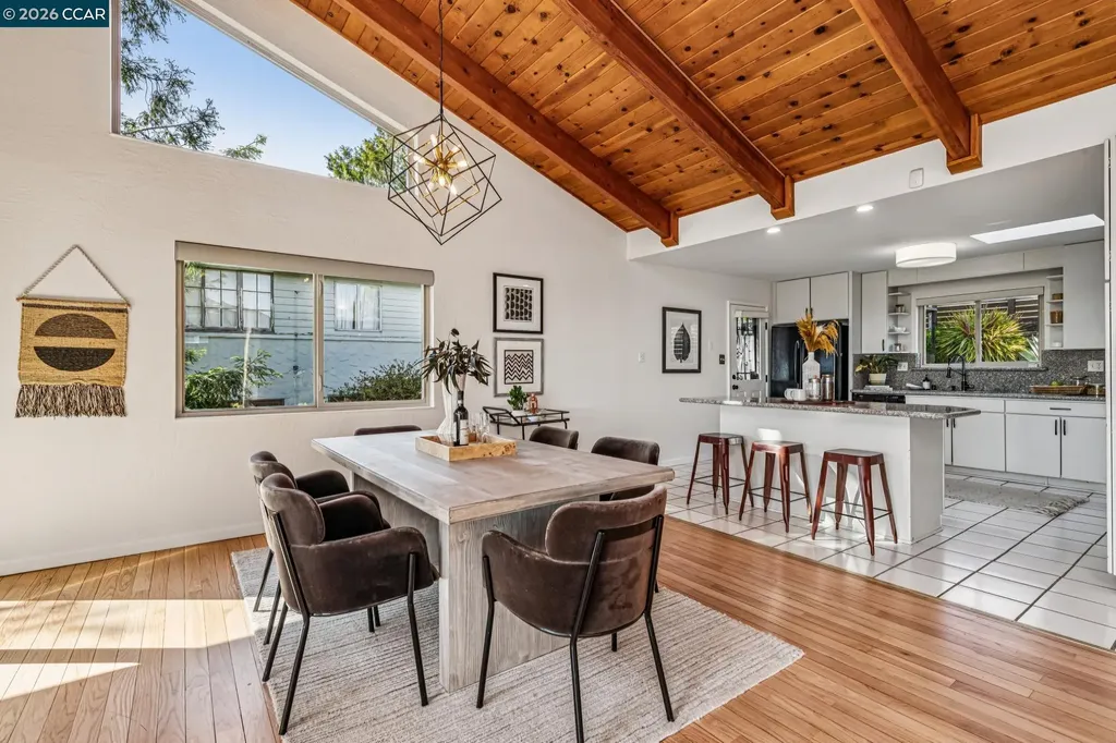 3203 Monterey Boulevard Oakland CA 94602