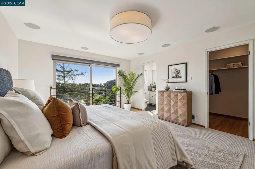 3203 Monterey Boulevard Oakland CA 94602