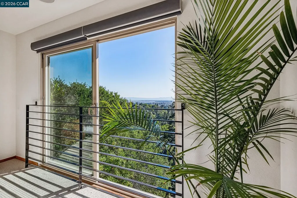 3203 Monterey Boulevard Oakland CA 94602