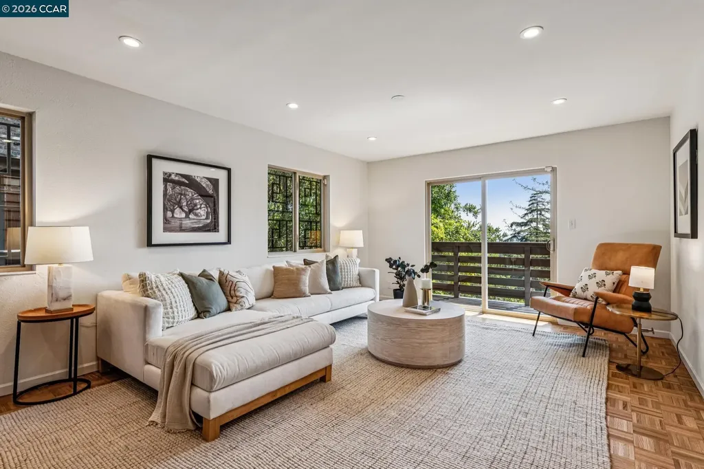 3203 Monterey Boulevard Oakland CA 94602