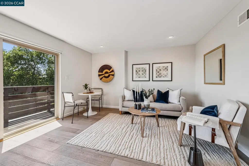 3203 Monterey Boulevard Oakland CA 94602