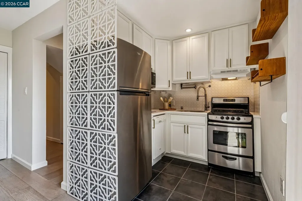 3203 Monterey Boulevard Oakland CA 94602