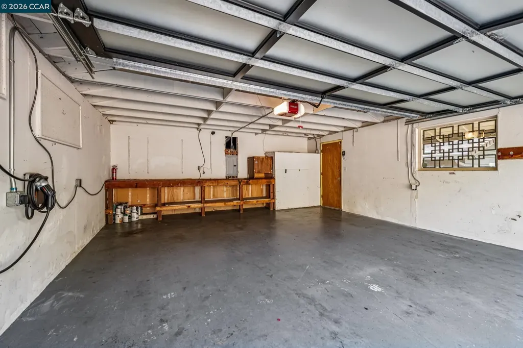3203 Monterey Boulevard Oakland CA 94602