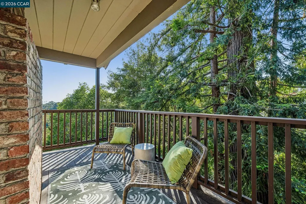 3203 Monterey Boulevard Oakland CA 94602
