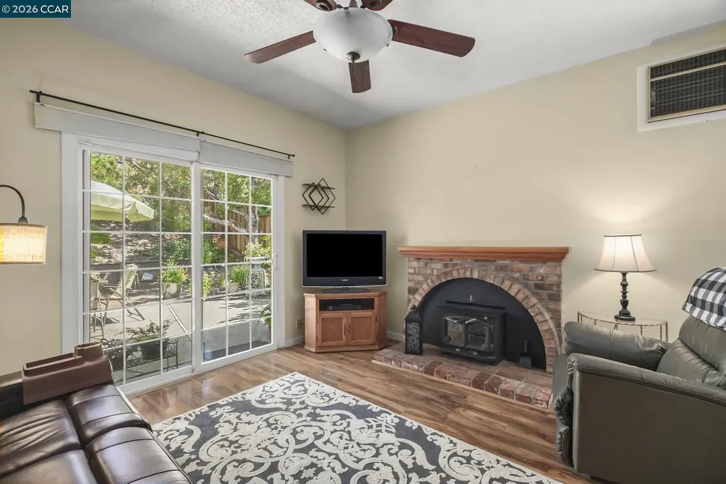 2259 Shasta Court Martinez CA 94553