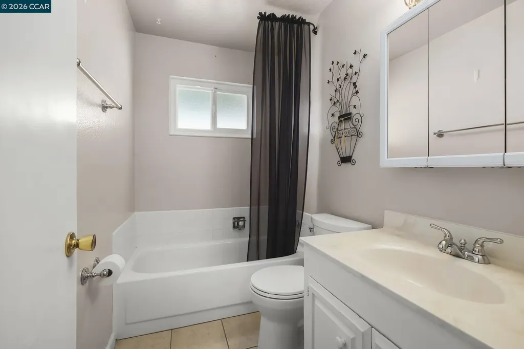 2259 Shasta Court Martinez CA 94553