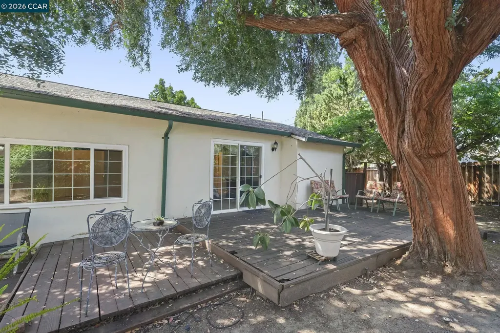 2259 Shasta Court Martinez CA 94553