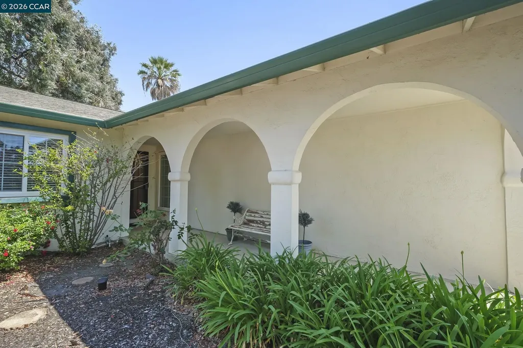 2259 Shasta Court Martinez CA 94553