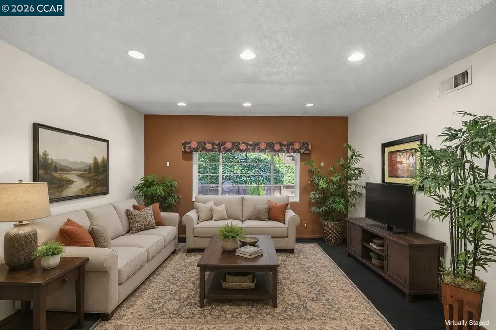 2259 Shasta Court Martinez CA 94553