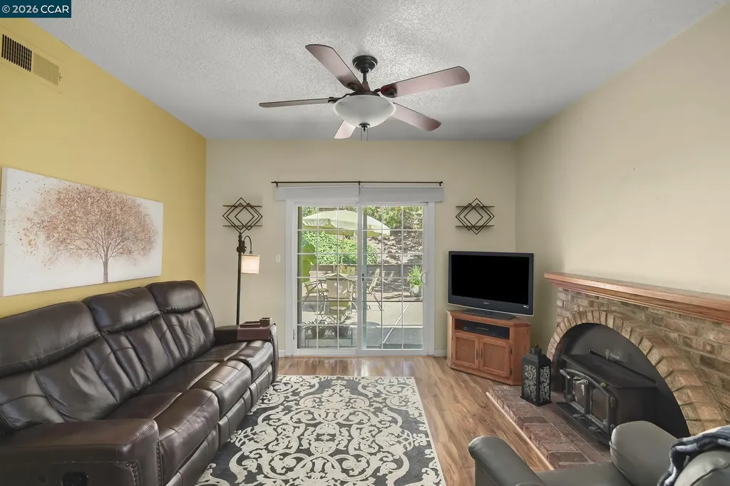 2259 Shasta Court Martinez CA 94553