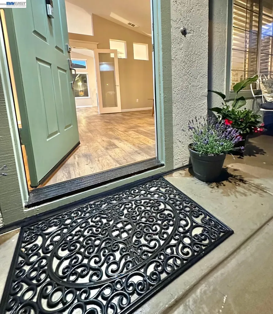 1124 Brookdale Lane Livermore CA 94551