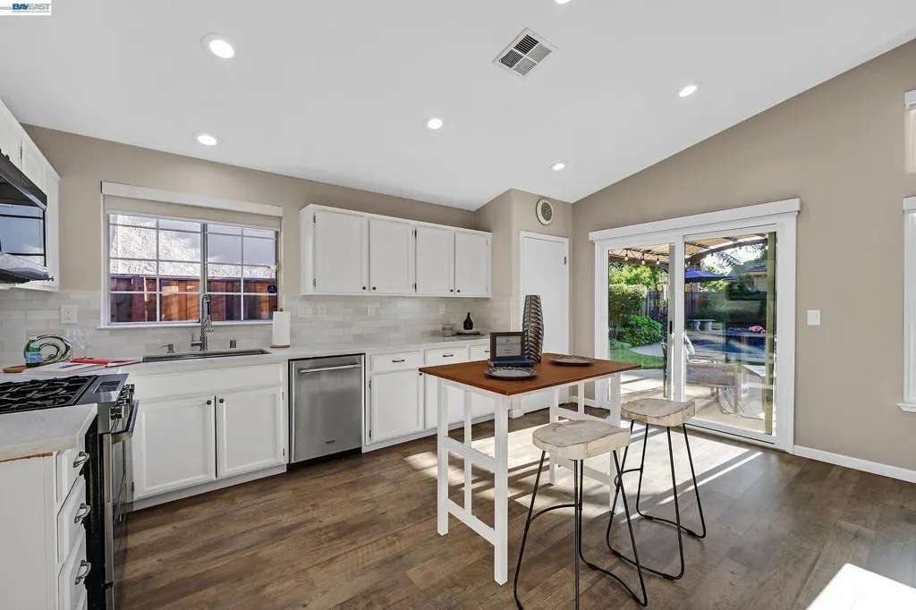 1124 Brookdale Lane Livermore CA 94551