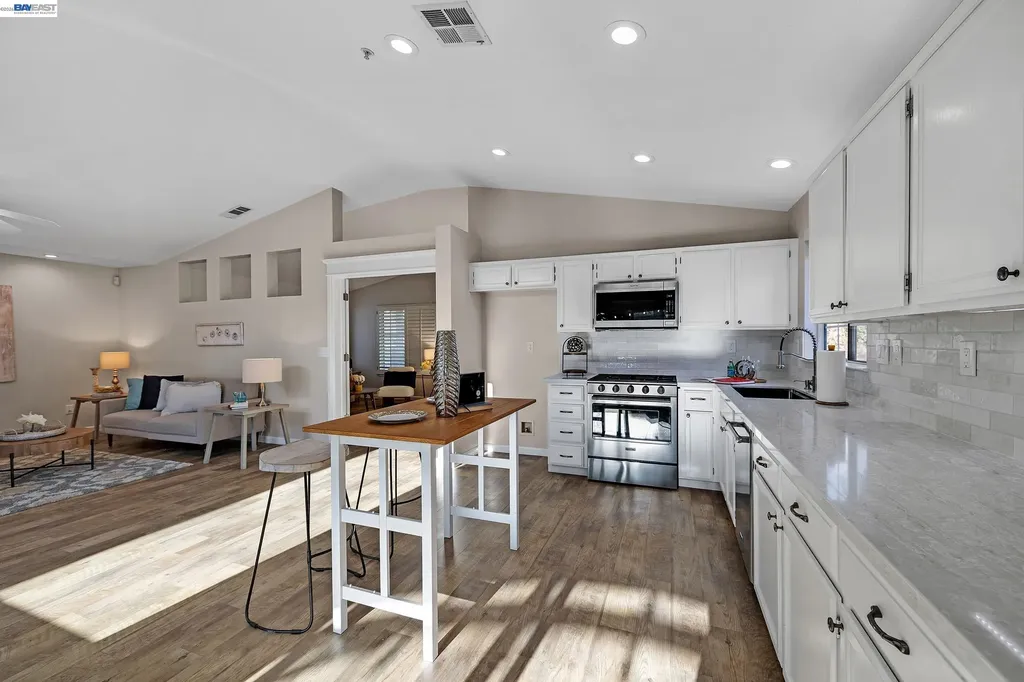1124 Brookdale Lane Livermore CA 94551