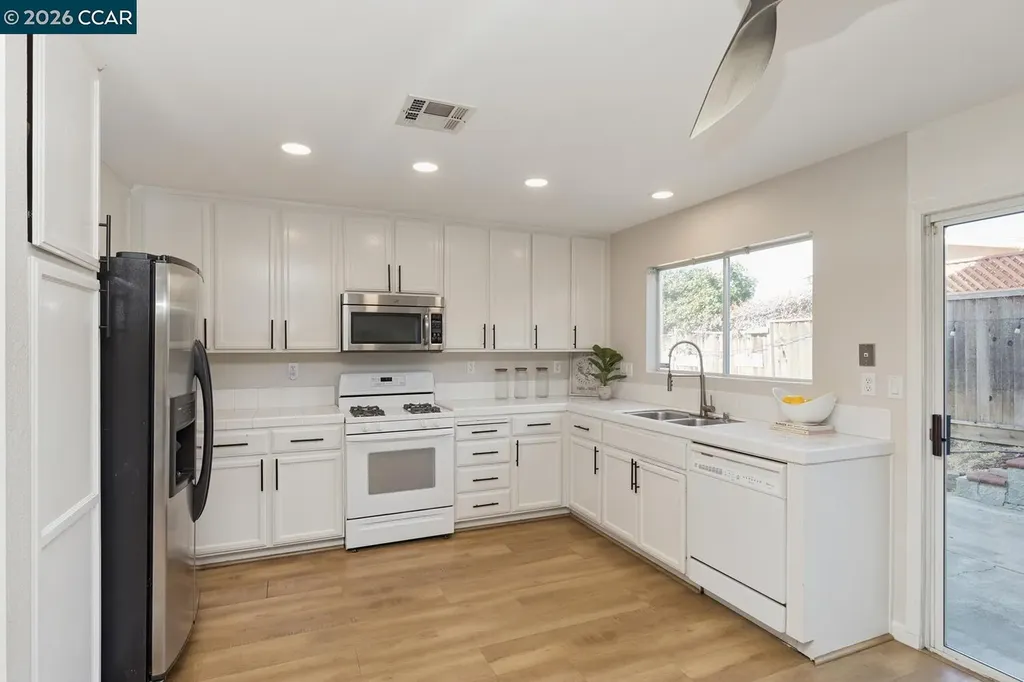 592 Ross Martinez CA 94553