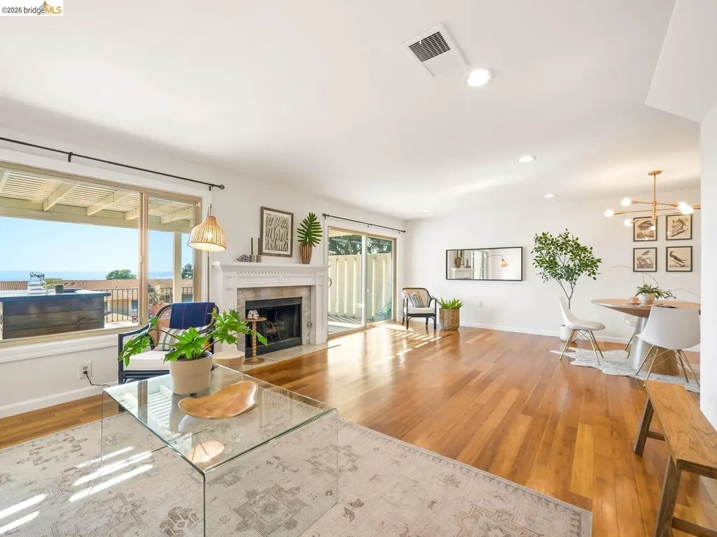 57 Thousand Oaks Street Oakland CA 94605