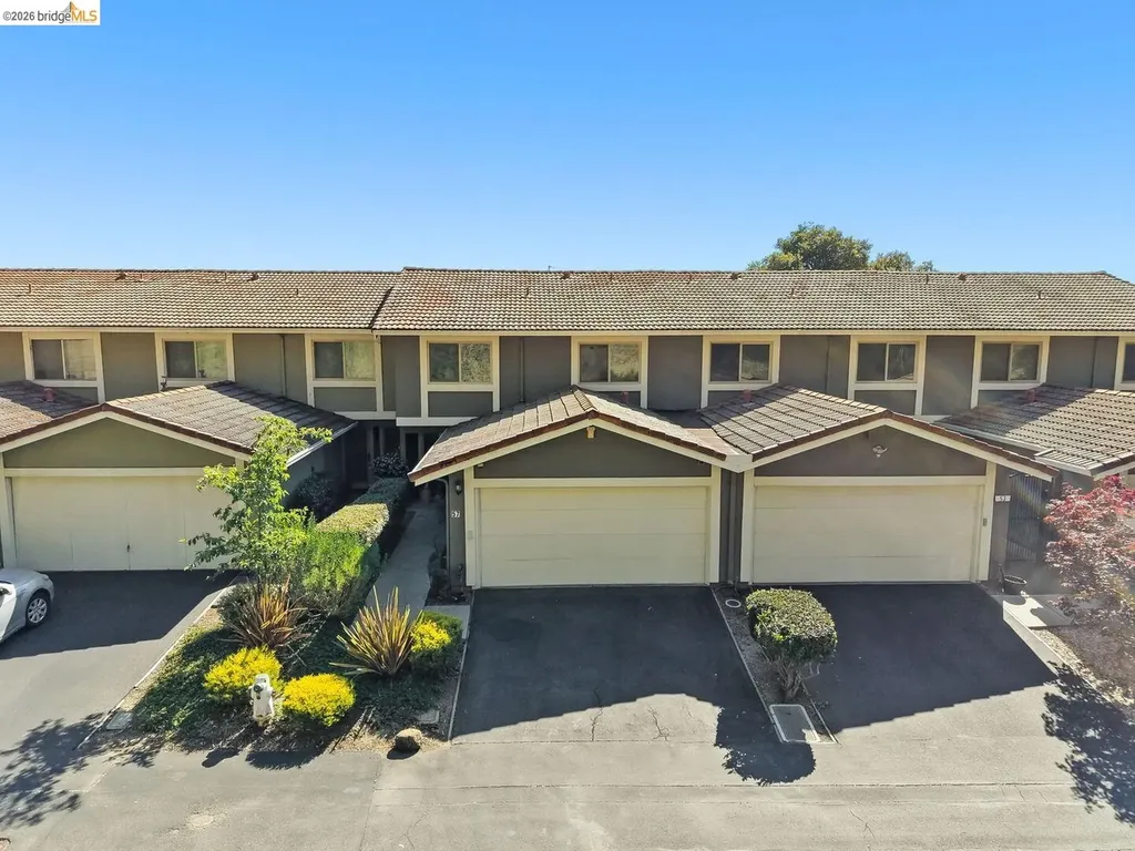 57 Thousand Oaks Street Oakland CA 94605