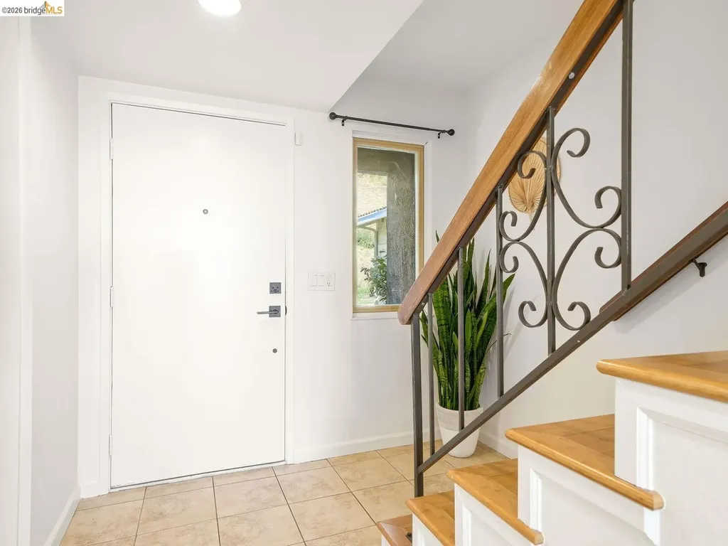 57 Thousand Oaks Street Oakland CA 94605
