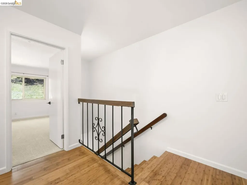 57 Thousand Oaks Street Oakland CA 94605