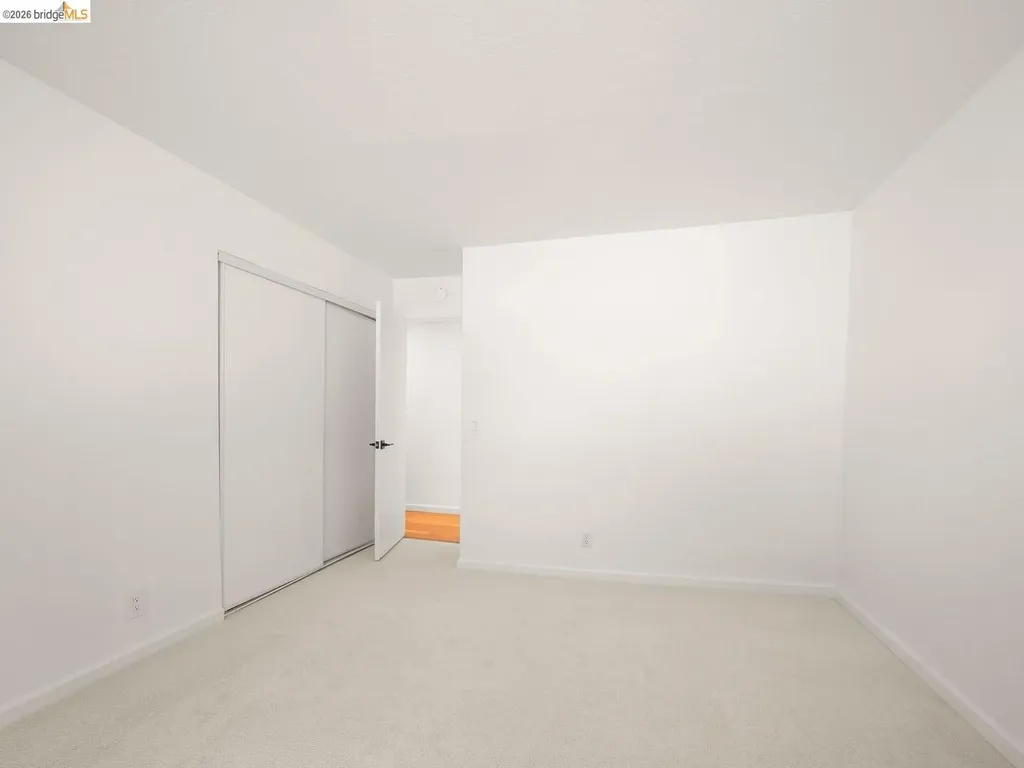 57 Thousand Oaks Street Oakland CA 94605