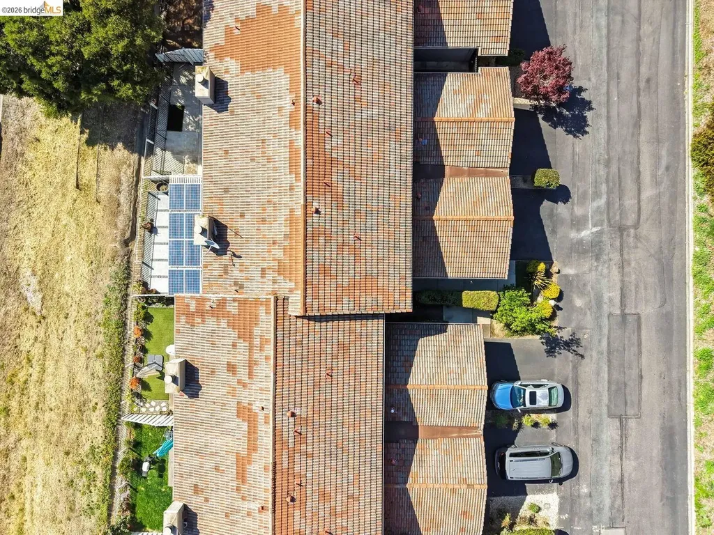 57 Thousand Oaks Street Oakland CA 94605