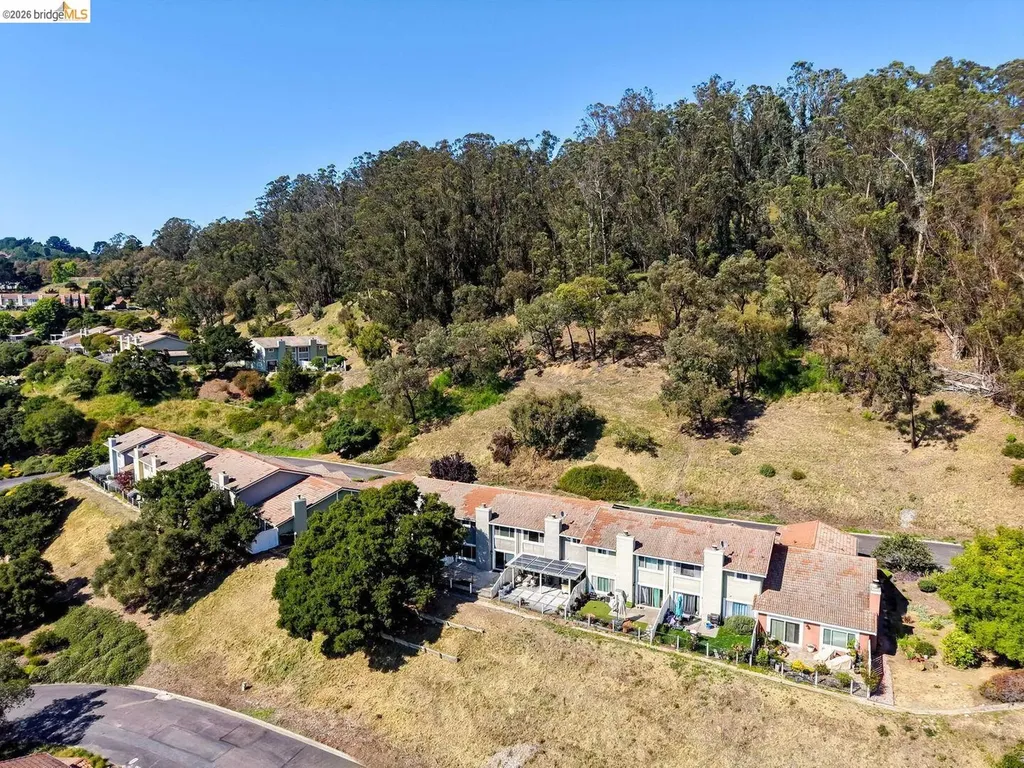 57 Thousand Oaks Street Oakland CA 94605